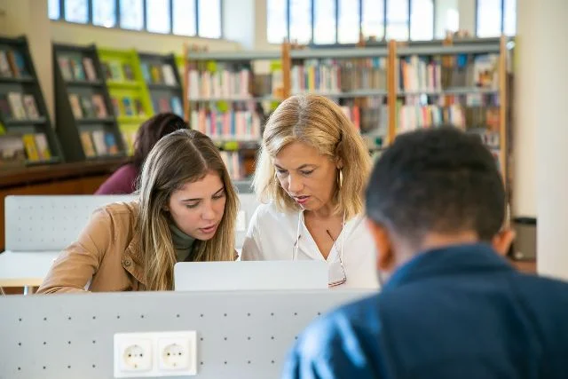 Tecnologías educativas docentes-ISEIE