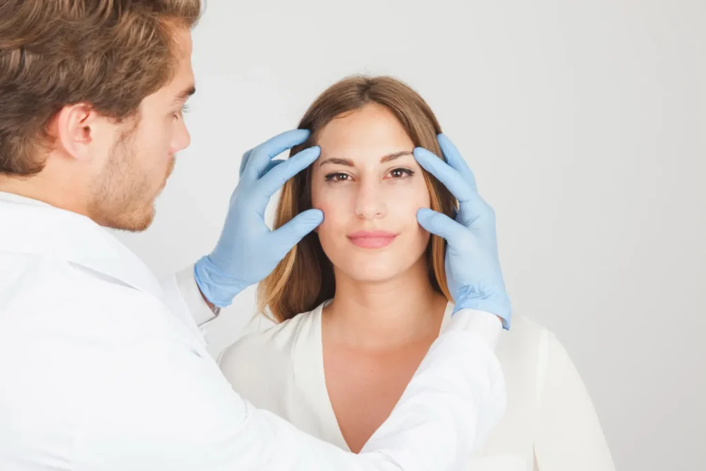 Maestría en Cirugía Estética Facial Rinoplastia Blefaroplastia y Rejuvenecimiento 3